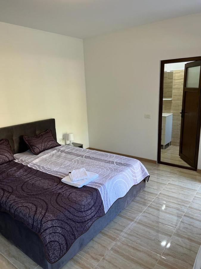 Camere De Inchiriat Cris&Dia Ефоріє-Суд Екстер'єр фото