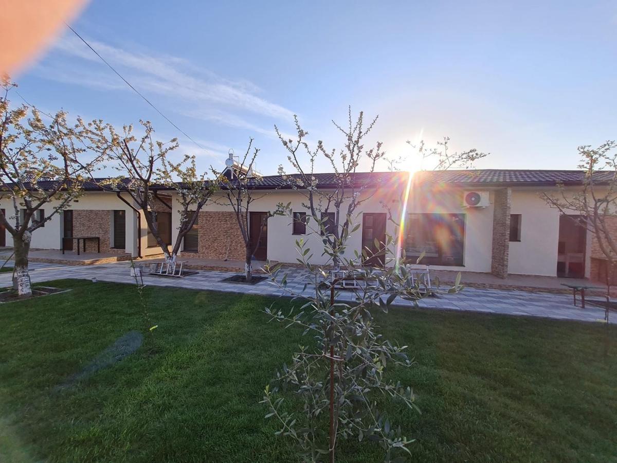 Camere De Inchiriat Cris&Dia Ефоріє-Суд Екстер'єр фото