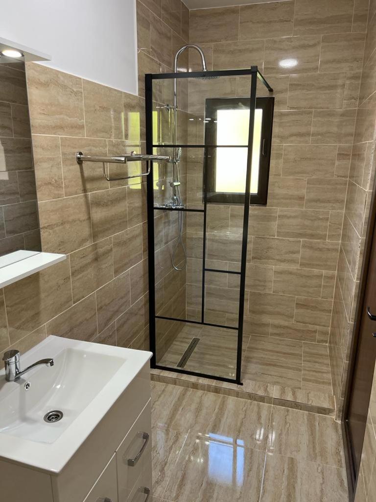 Camere De Inchiriat Cris&Dia Ефоріє-Суд Екстер'єр фото